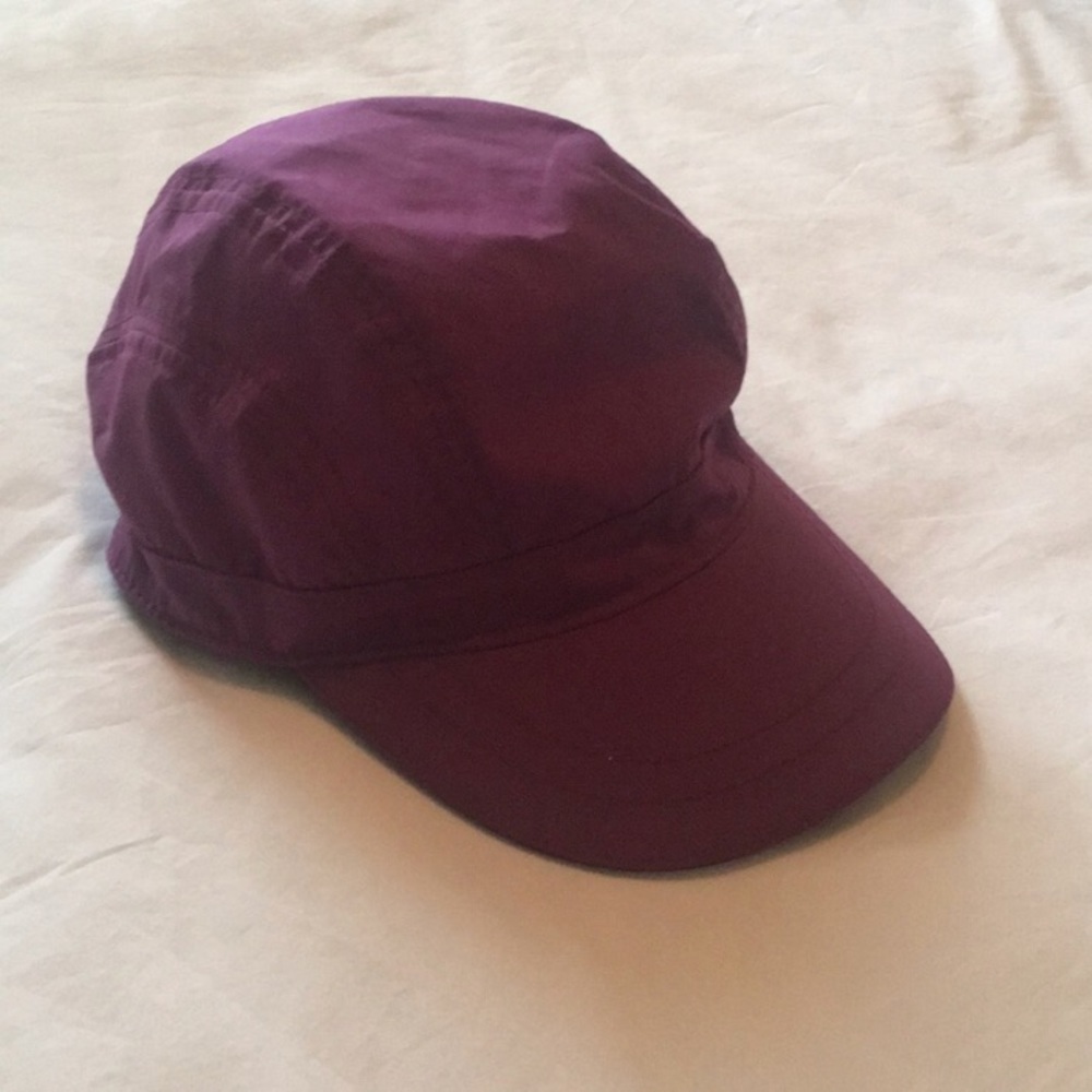 Lululemon hat